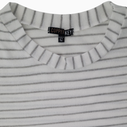 Copper Key Juniors Short Sleeve Sweater Top – Size M